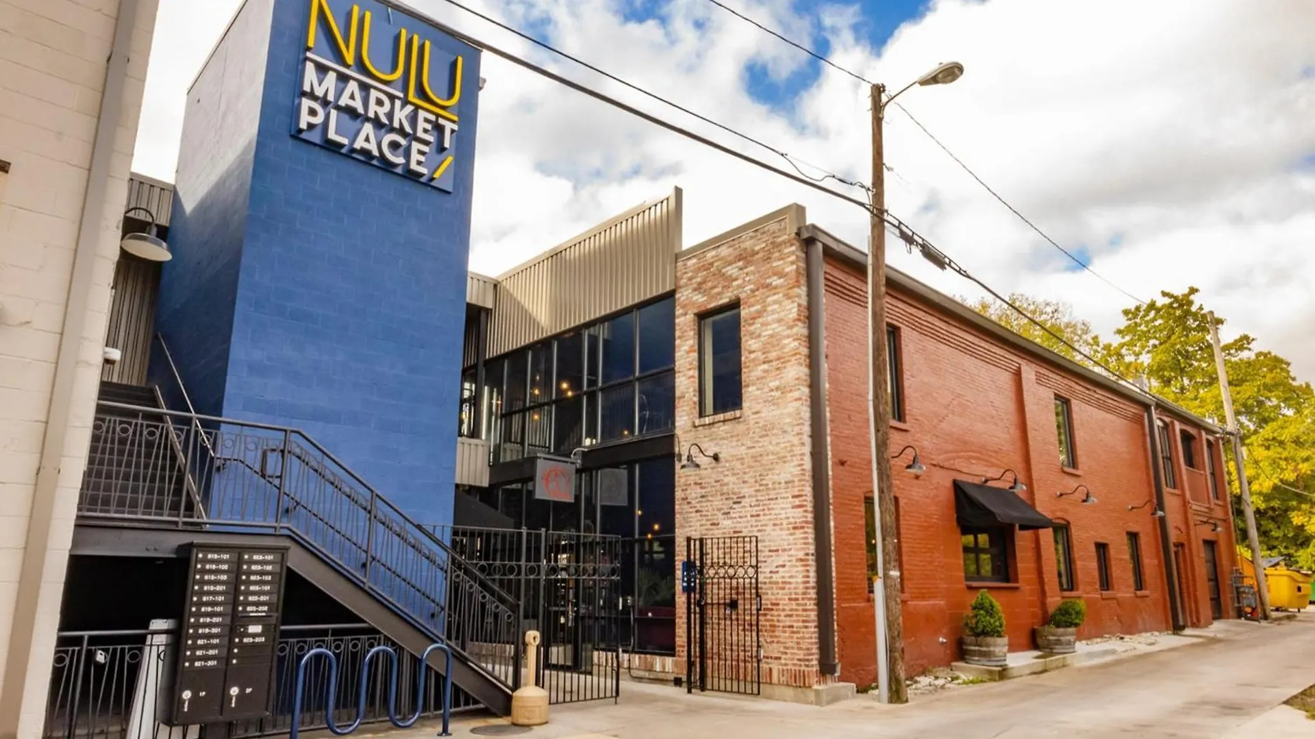 Modern Condo In The Vibrant Nulu District 路易斯威尔